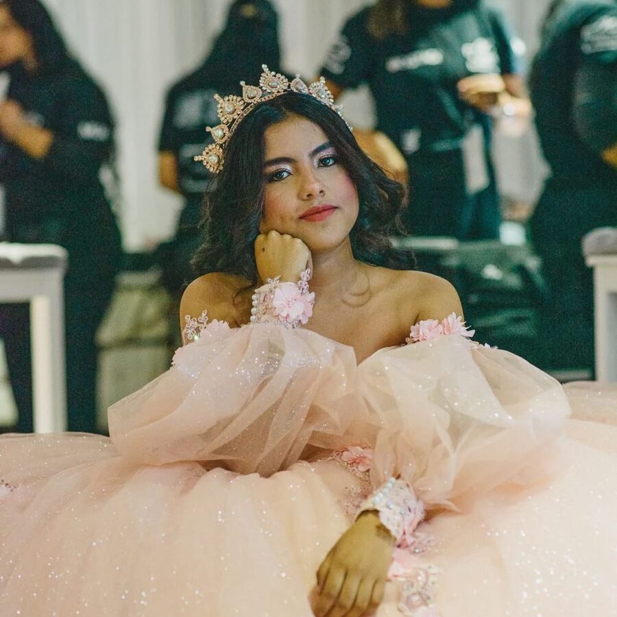 102825ae-5d1b-4dc5-8c43-e580cea8c4d9