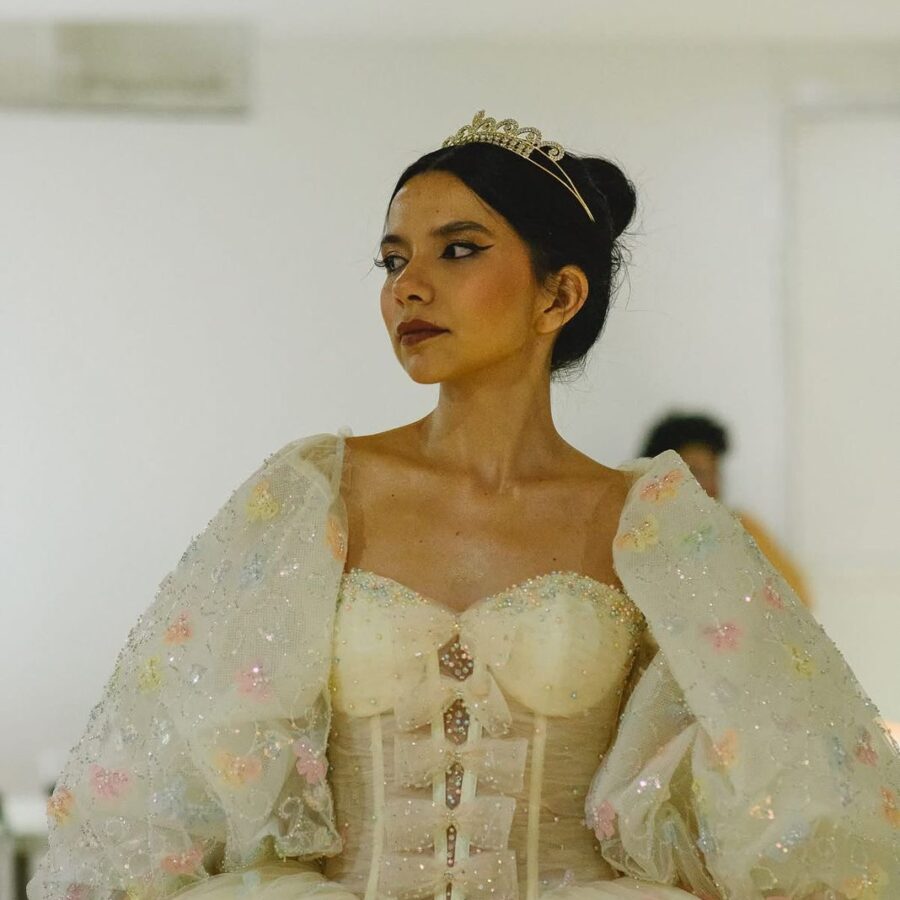 c056f118-192e-4c3c-a9fa-bafa4587f6b8